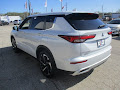 2023 Mitsubishi Outlander PHEV SE
