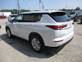 2024 Mitsubishi Outlander ES