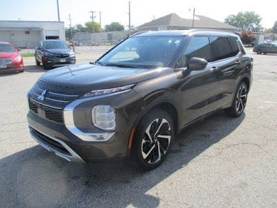 2024 Mitsubishi Outlander