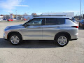 2024 Mitsubishi Outlander ES