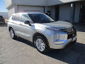 2024 Mitsubishi Outlander ES