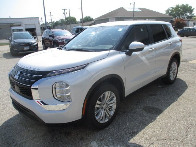 2024 Mitsubishi Outlander SEL