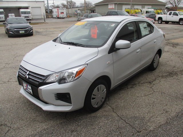 2024 Mitsubishi Mirage G4 ES